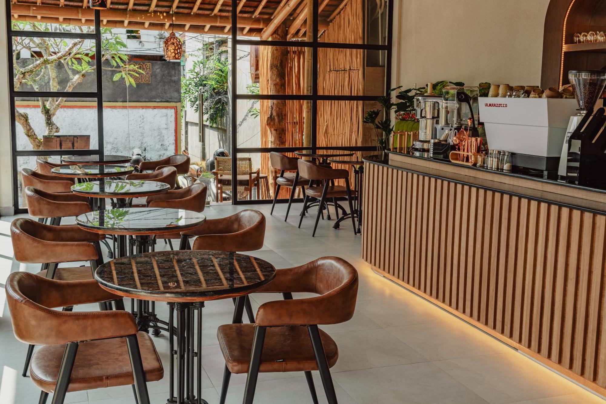 Putri Ayu Cottages Ubud Exterior foto